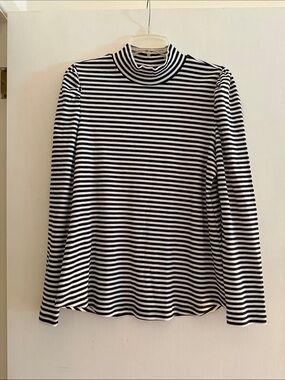 Chico's Black & White Striped Turtleneck Long Sleeve Top